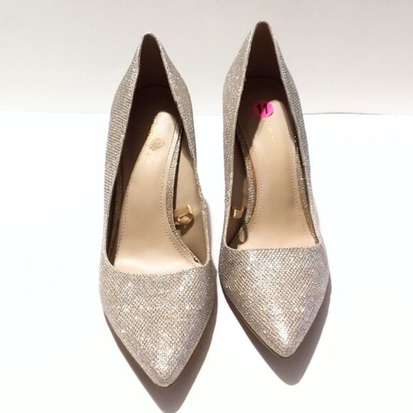 BCBGeneration Gold Glitter Pointed Toe High Heel Shoes Size 11M - Picture 3 of 7